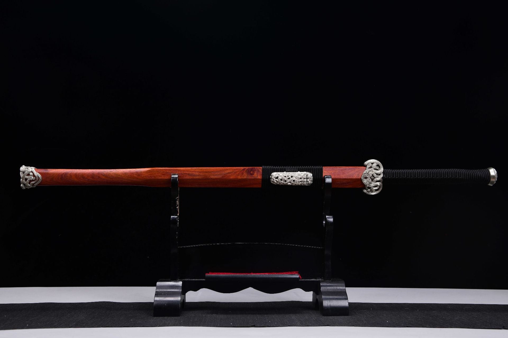 4200 New 28-inch Feather Patterned Patterned Steel Han Sword - Puppet Club Sword