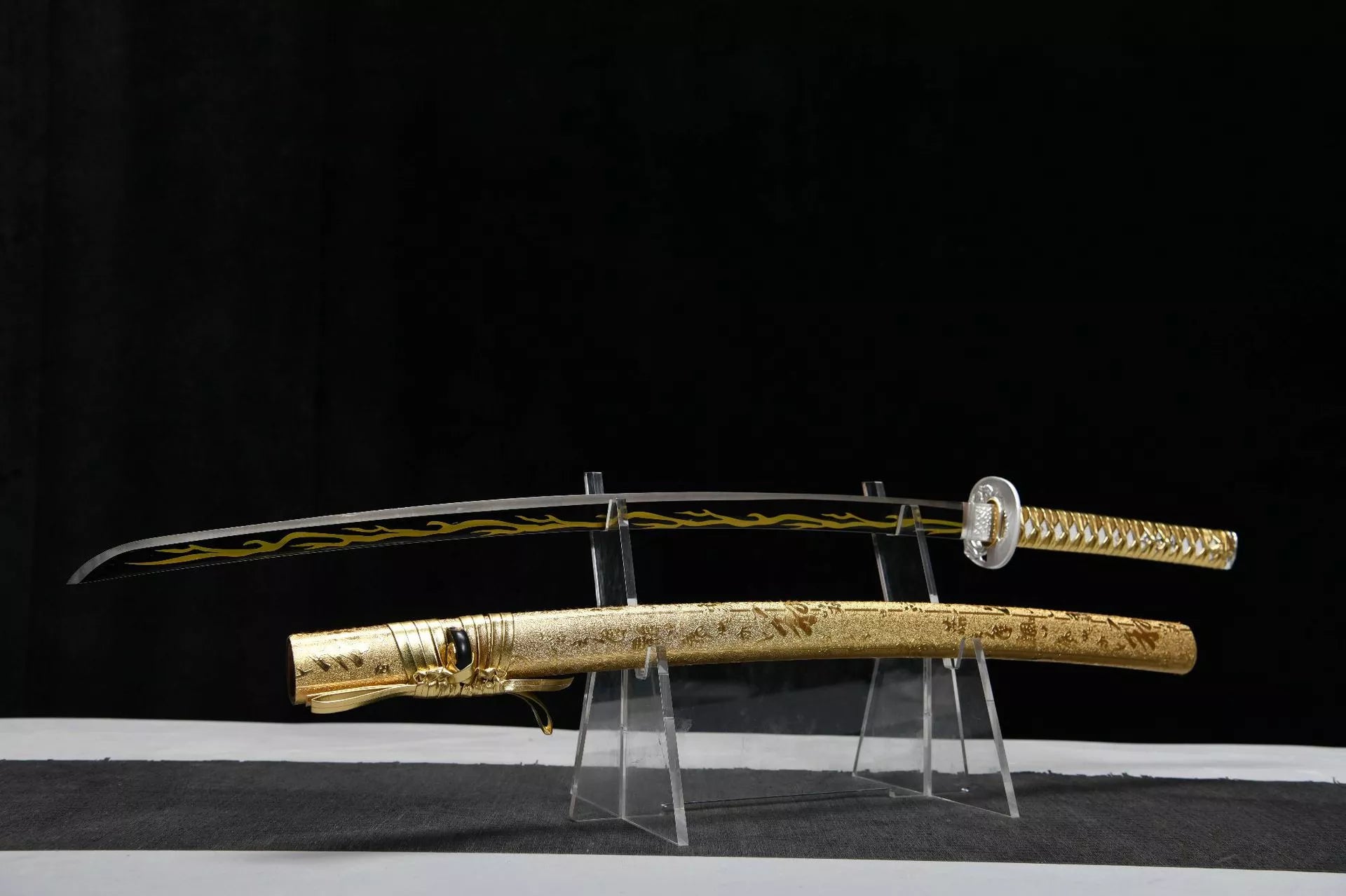 26-inch Medium Carbon Steel Blackened Printed Katana - Skullfire