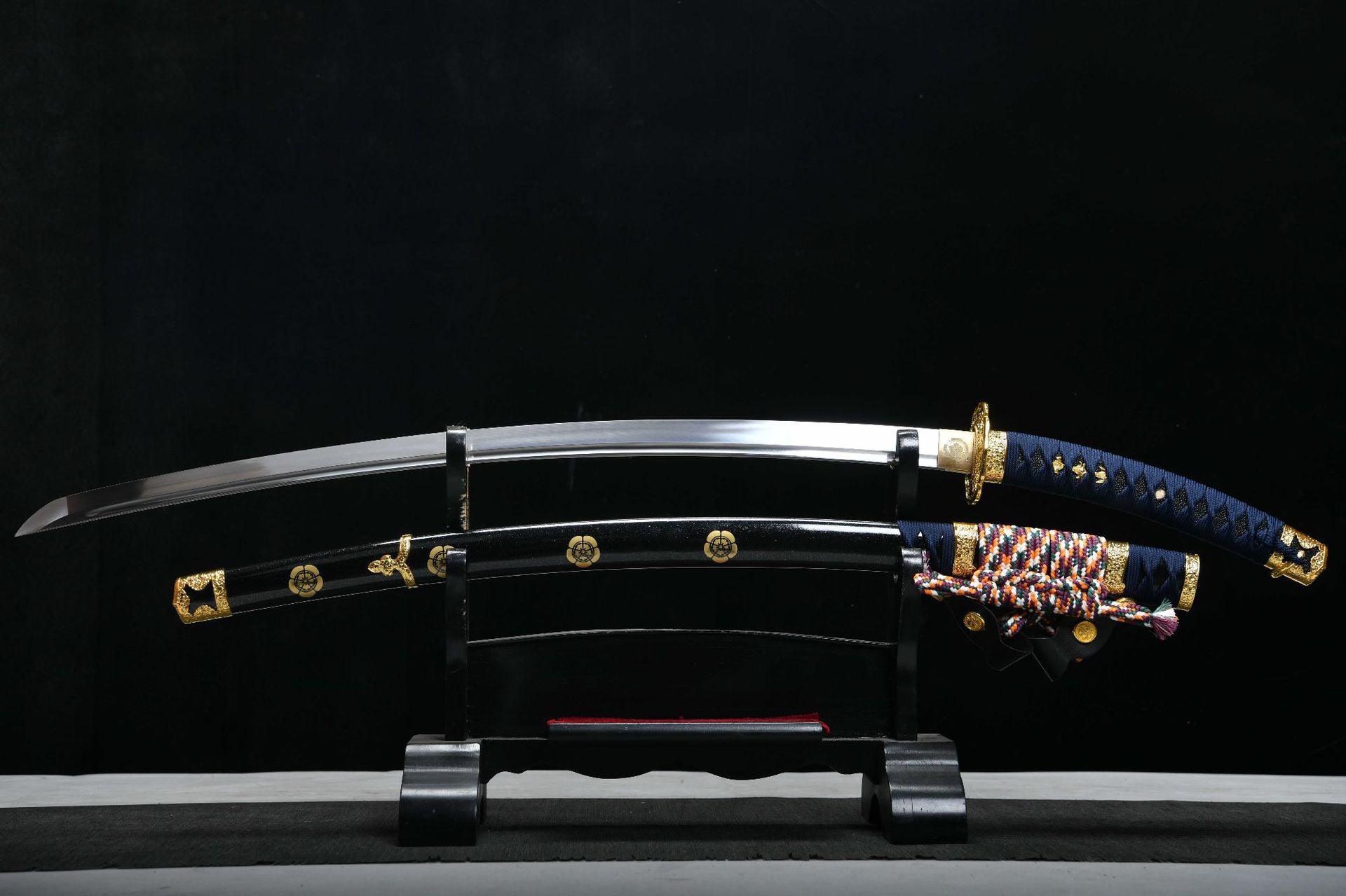 720 New Handmade Long 26-inch High Performance Taijutsu - Oda Nobunaga (Manganese Steel Handle Reverse)