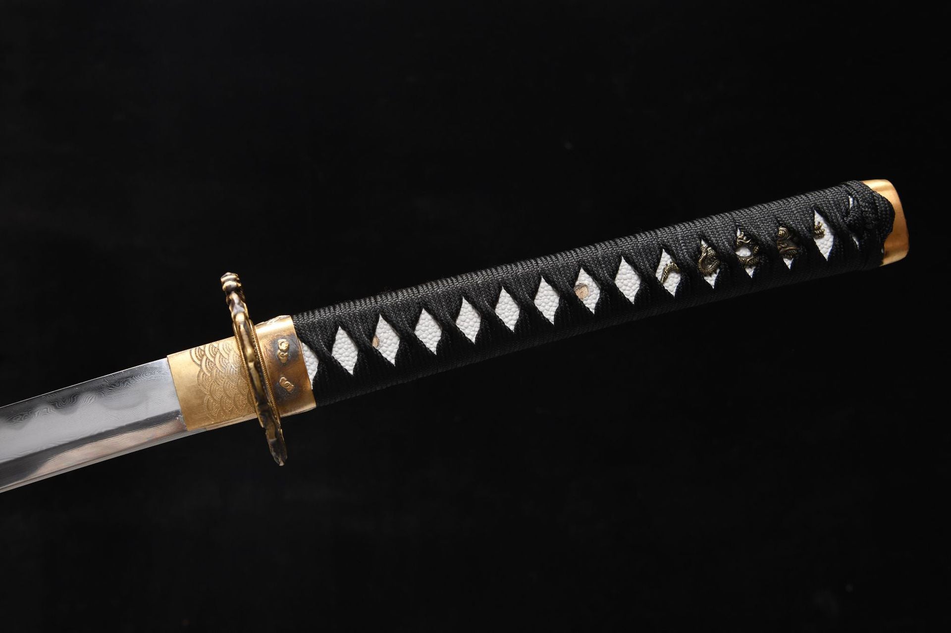 26-inch Patterned Steel Burnished Blade True Yokote Shisouken Samurai Sword - Dragon Samurai Sword Fighting
