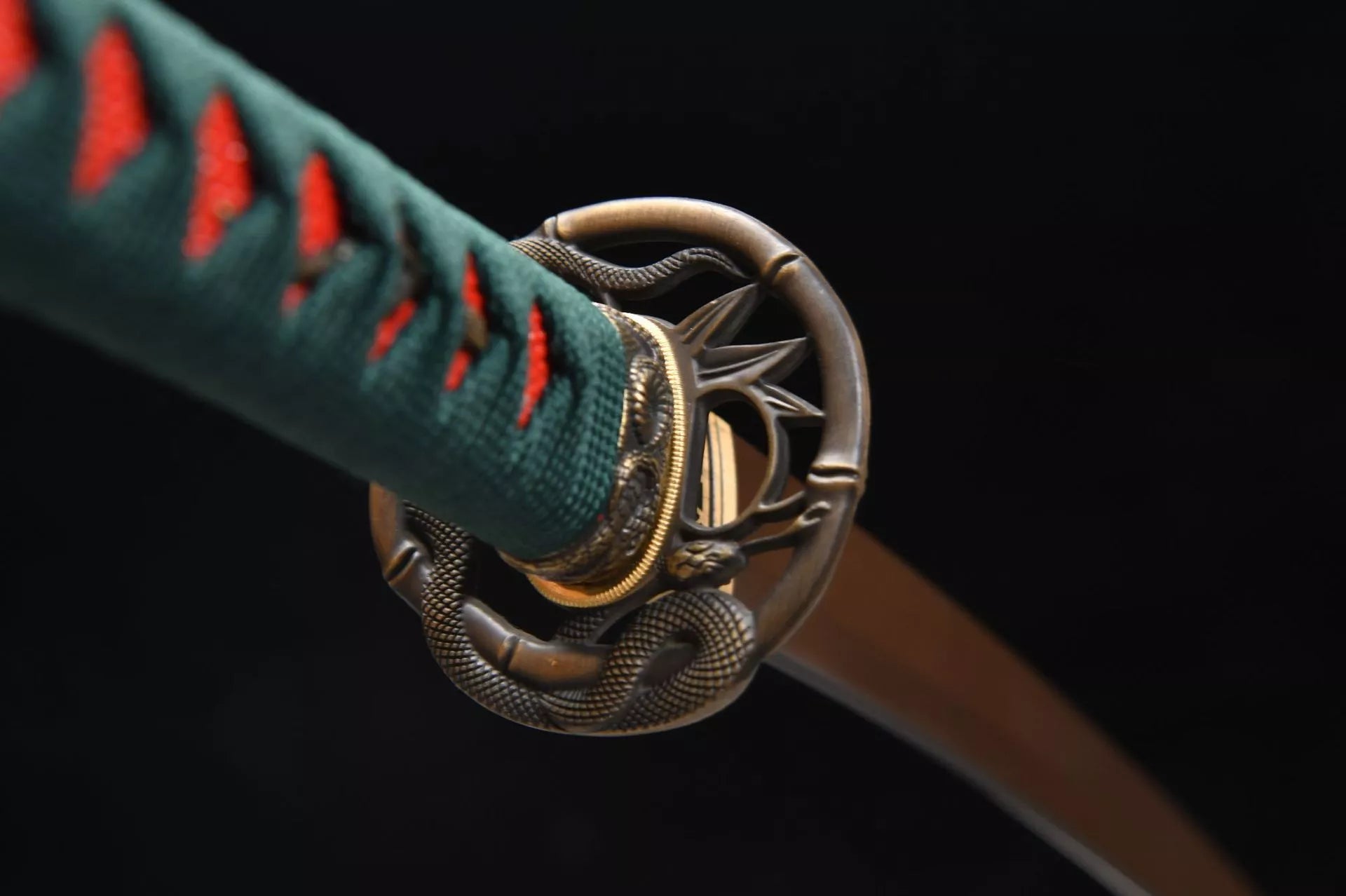 26" High Manganese Steel Samurai Sword - Bamboo Leaf Green Fighting Sword