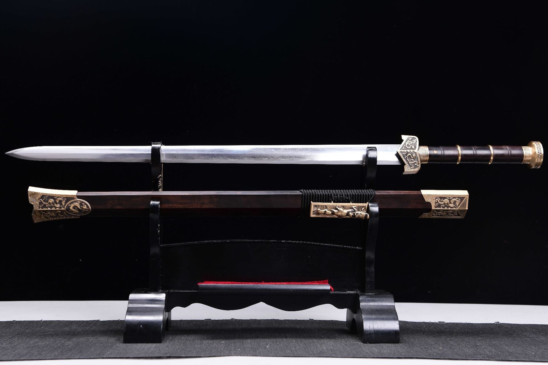 1800 New 24-inch Green Dragon Sword