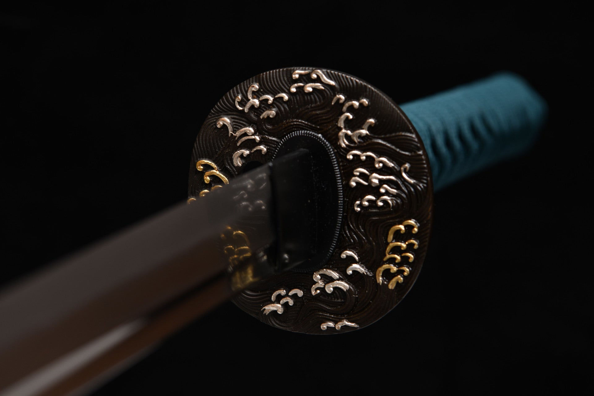 26 inch Hundred Refined Steel Straight Blade Patterned Burnished Edge Three Color Research Samurai Sword - Wave Beating Sword