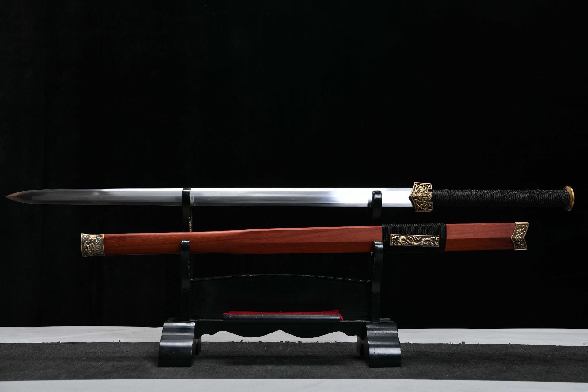 680 New Handmade Long 28-inch Pure Copper High Manganese Steel Han Sword--Cao Long Han Sword