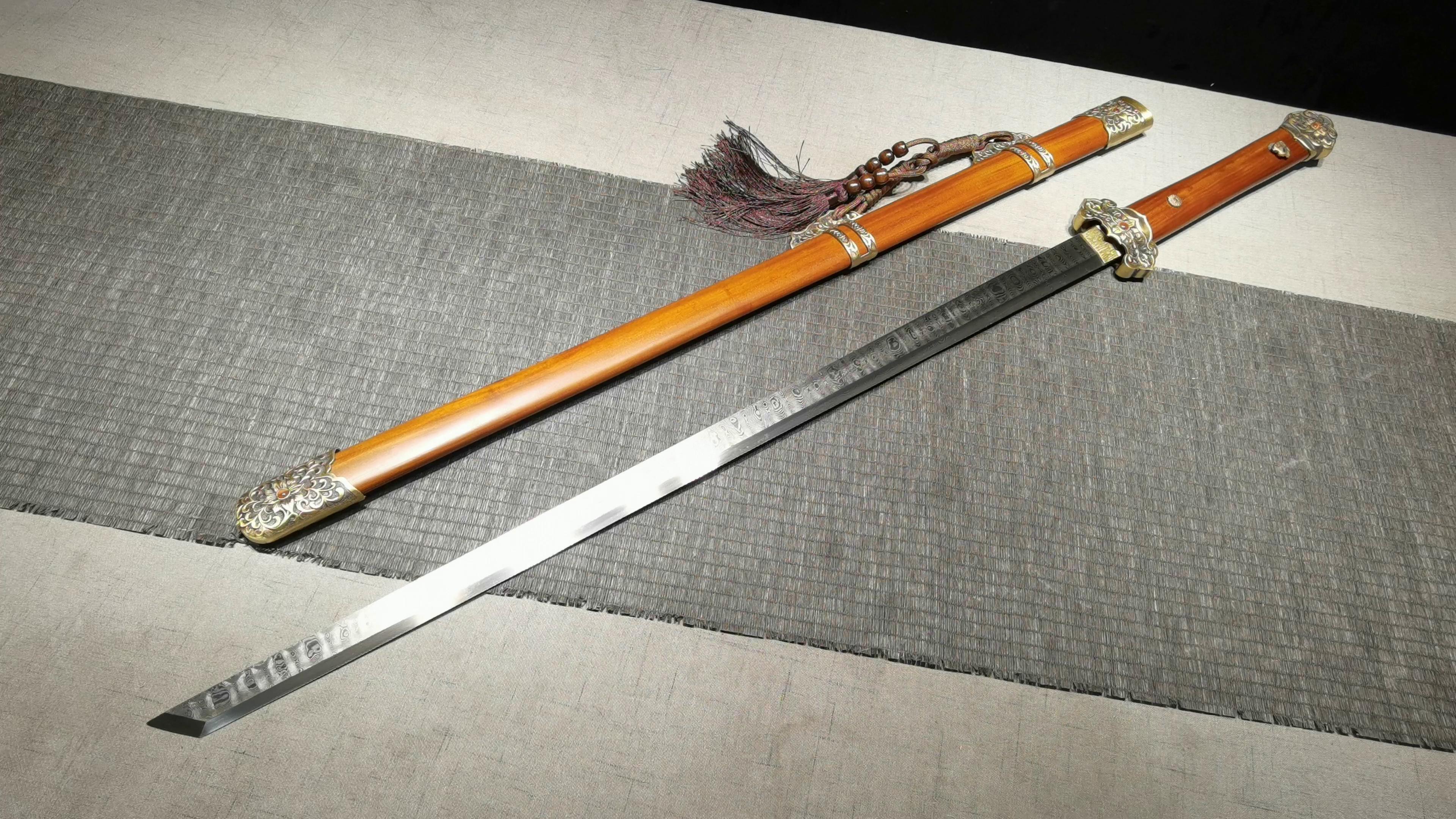 1360 26" Damascus Tang Knife - Blooming Red