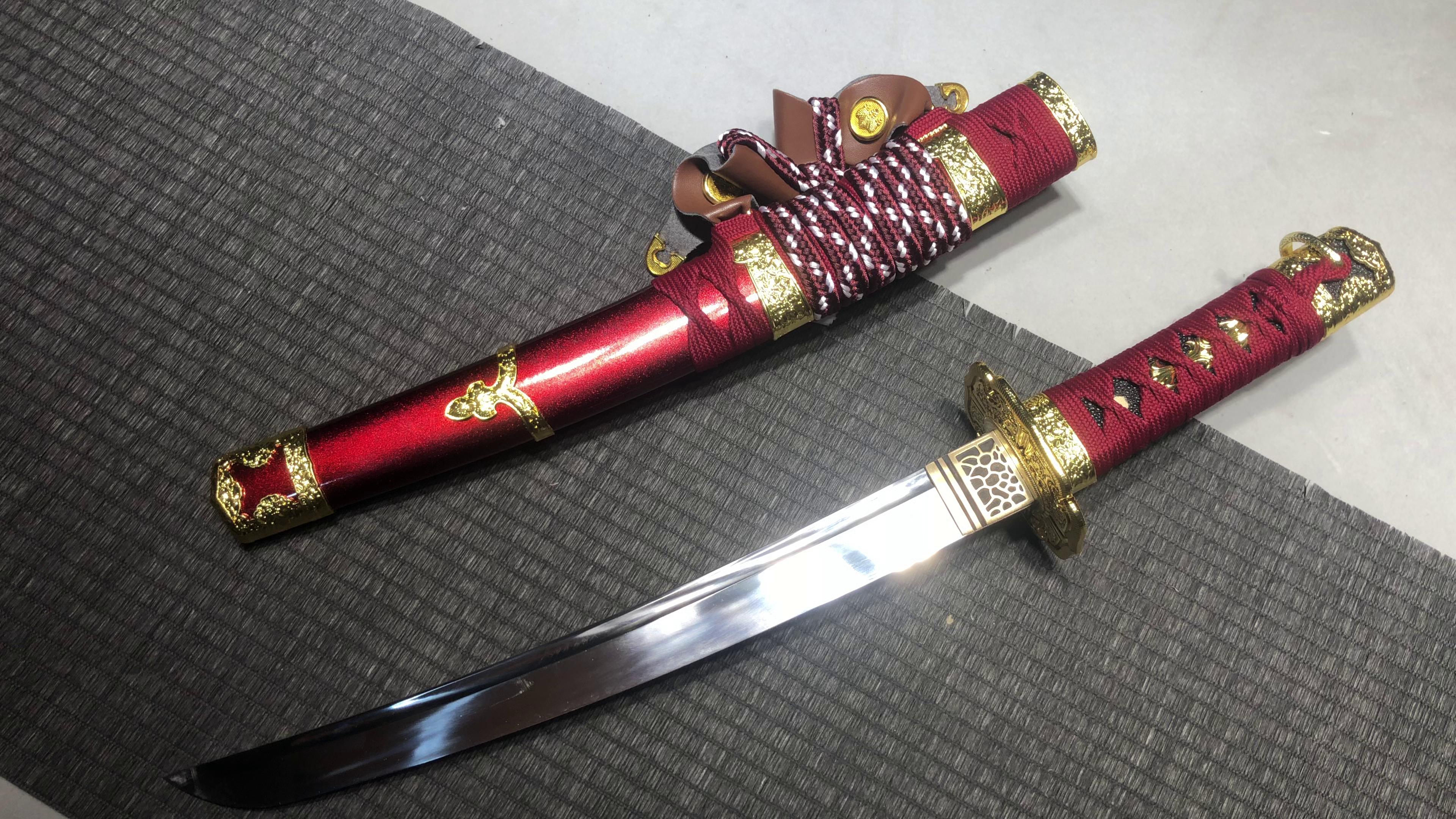 600 New Special Short 12-inch High Manganese Steel Short Sword--Blood Shadow Kotatana