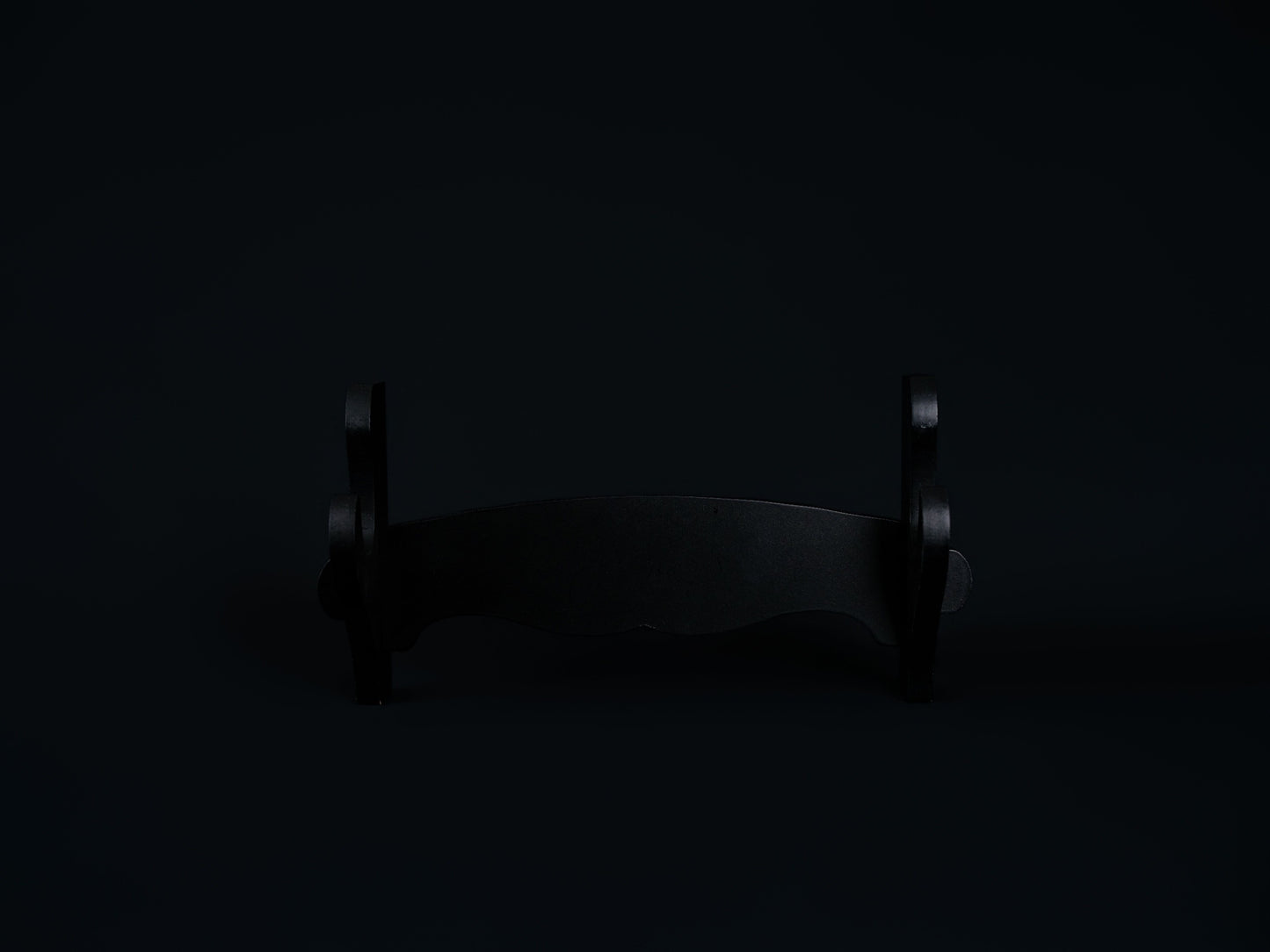 Wall-mounted katana stand