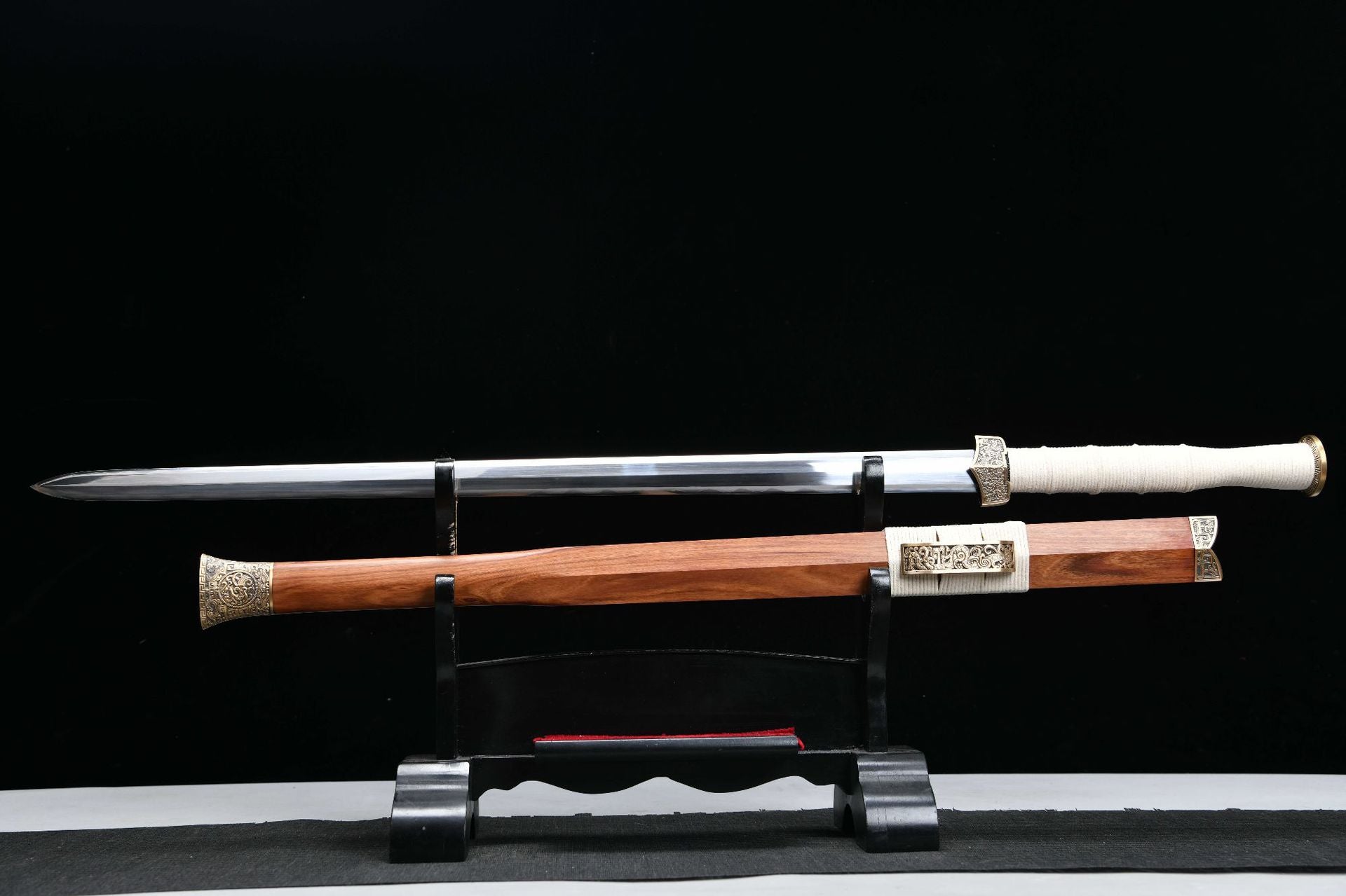 1400 New Handmade Long 28 inch T10 Burnt Edge Chinese Upper Research Han Sword - Xiang Yu War Sword