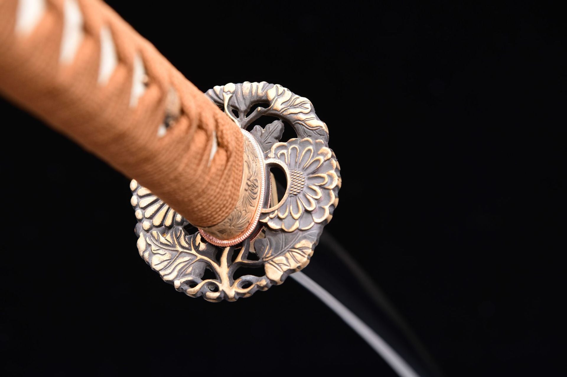 1100 New Specials Medium 20" T10 Burnished Blade Cosmetic Research Samurai Sword - Aurora Rib Differences