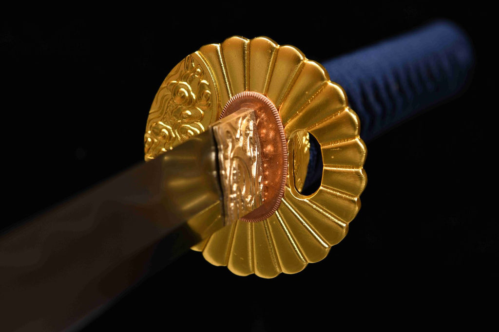 1000 New Handmade Long 26 T10 Burnt-Edge Tri-Color Ken Samurai Sword - Gold Chrysanthemum Strike Sword