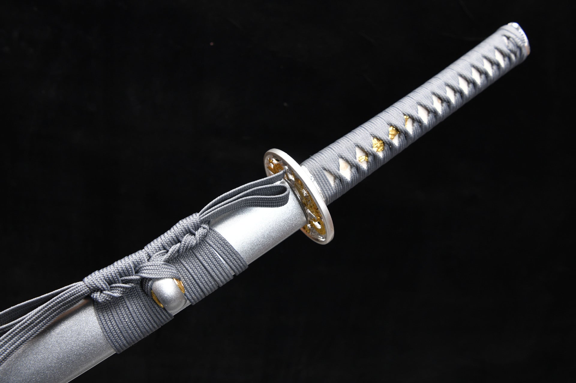 26-inch High-Performance Hundred-Temperatured Steel Katana - Ssangyong Uchika
