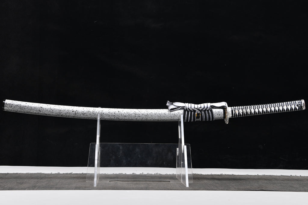 26-inch High Performance Makeup Research Samurai Sword - Silver Dragon Fighting Sword