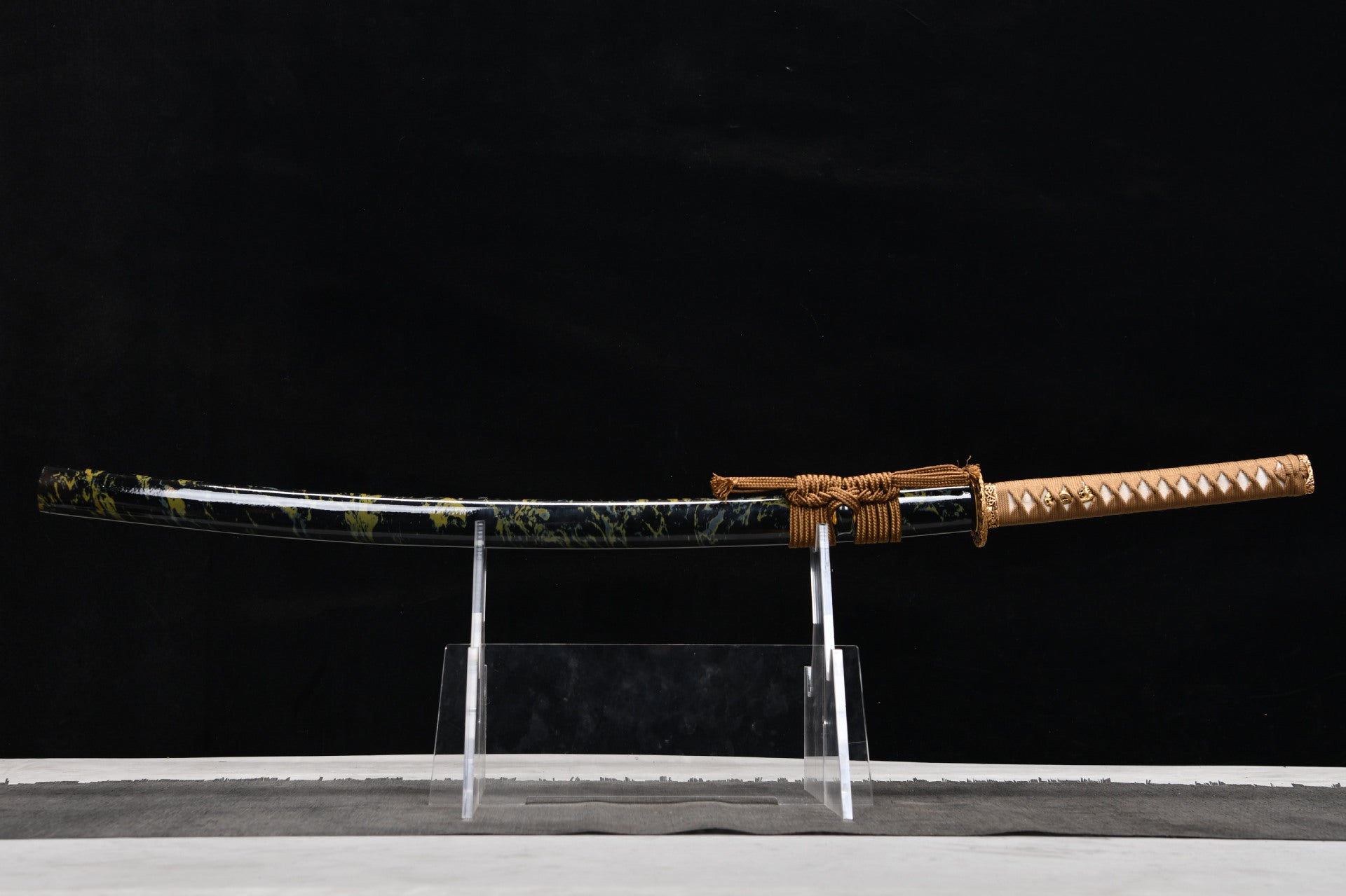 1120 New Handmade Long Gilt Mounted 26-inch High Manganese Steel Roasted Purple Samurai Sword - Golden Sea Wave Beating Sword (Cool Black Edition)