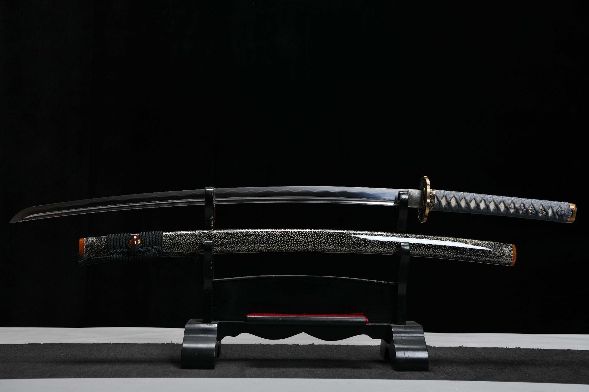 1580 New Handmade Long 26 T10 Burnt Edge Japanese Research Samurai Sword - Octagonal Green Dragon