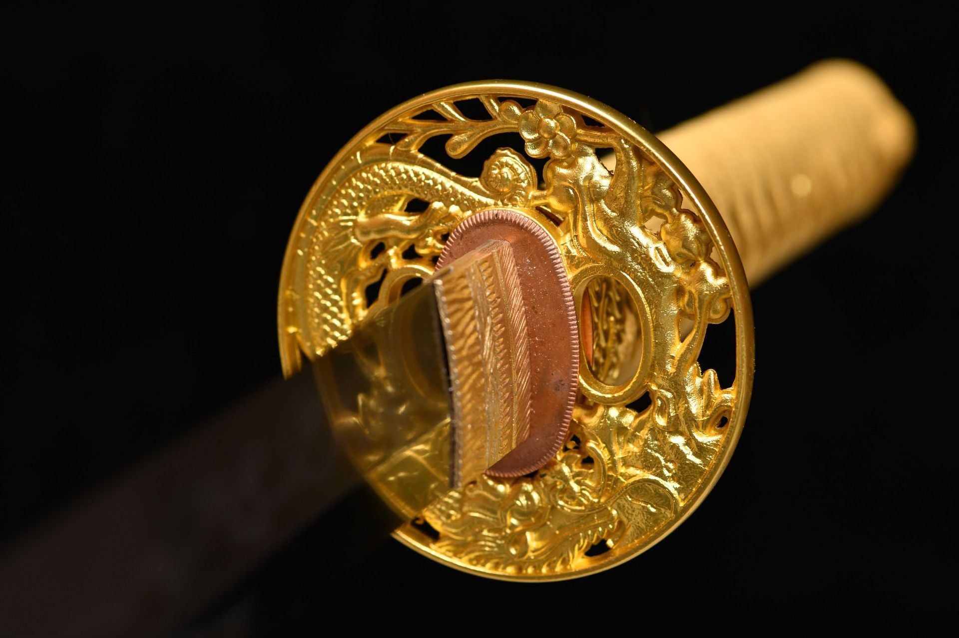 1060 New Handmade Long 26-inch Pure Copper Gold Mounted T10 Tingko Yaki Sanshiken Samurai Sword - Plum Blossom Ryuta Sword (Gold Plated)