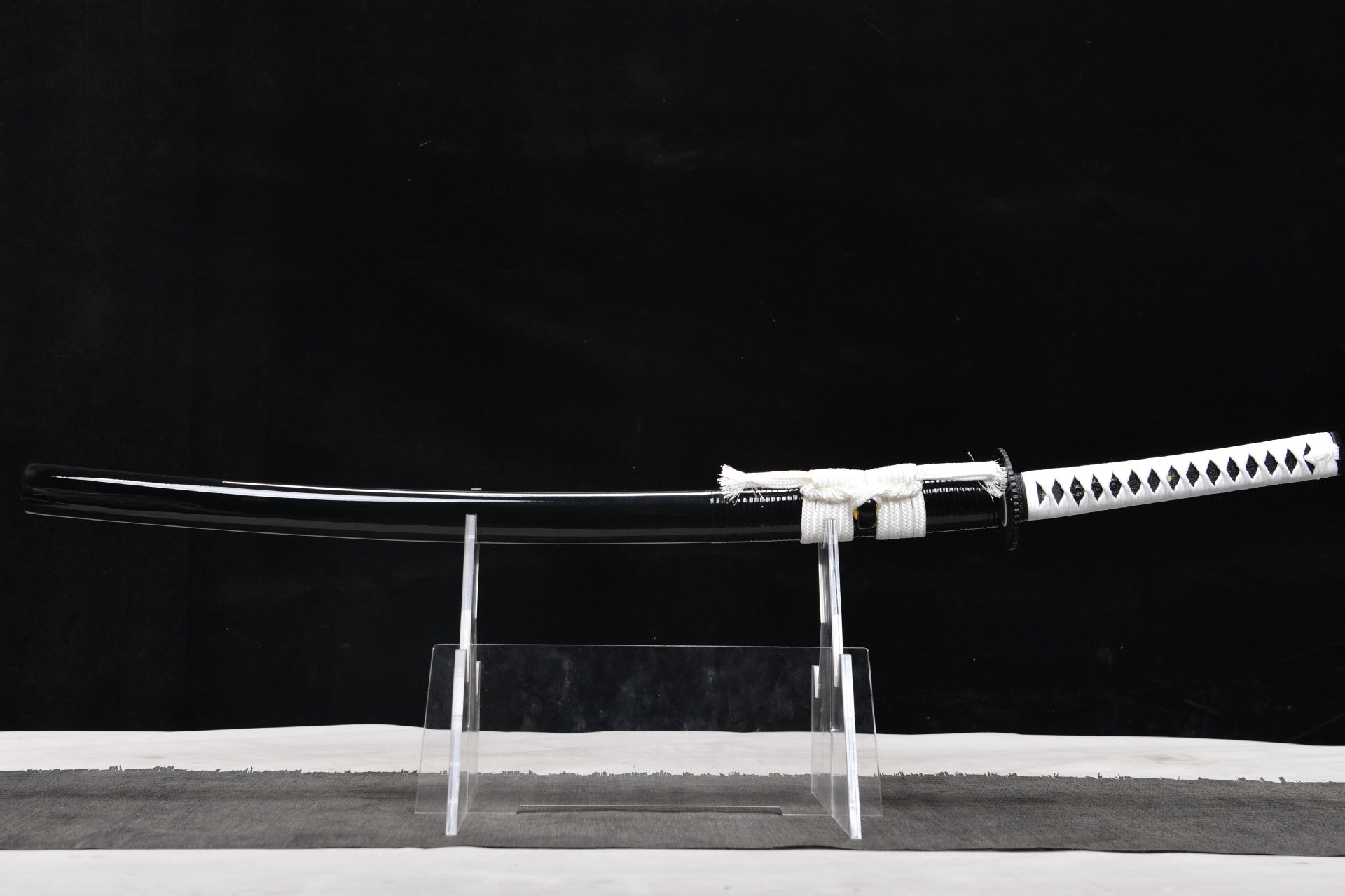 High-Performance, Hundred-Temperatured Steel Katana - Ryukumo Tachi