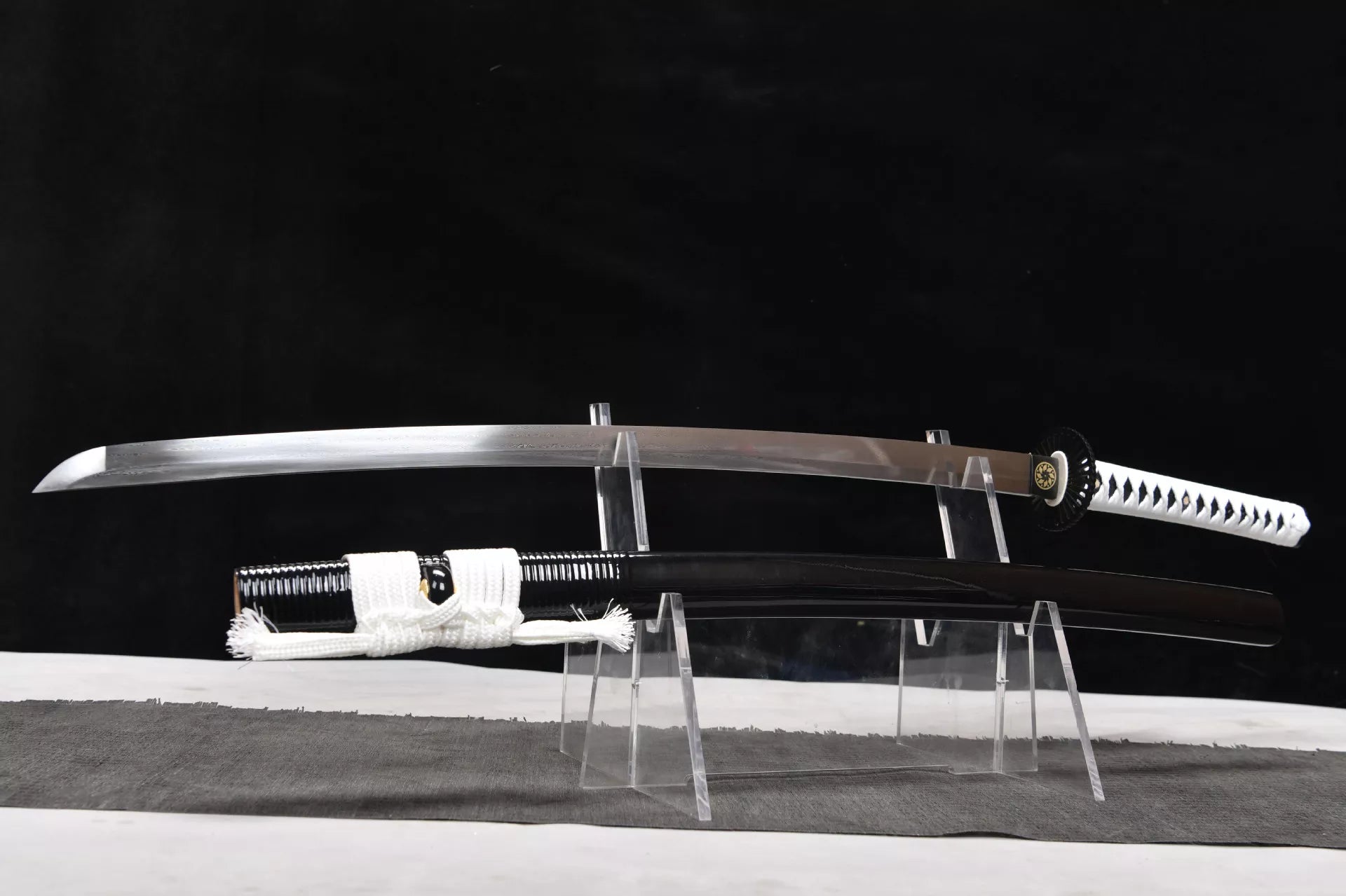 High-Performance, Hundred-Temperatured Steel Katana - Ryukumo Tachi