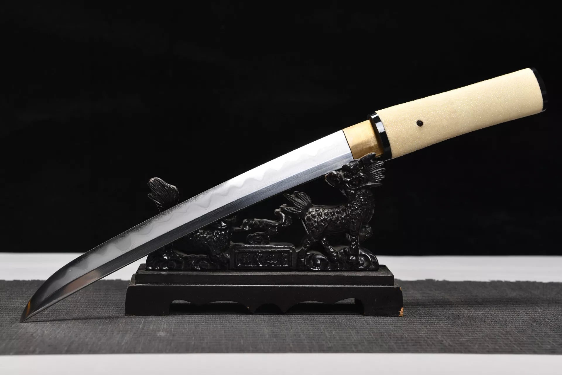 New handcrafted short 12-inch tempered steel sharpened blade Shishangken short knife - Redwood Short knife