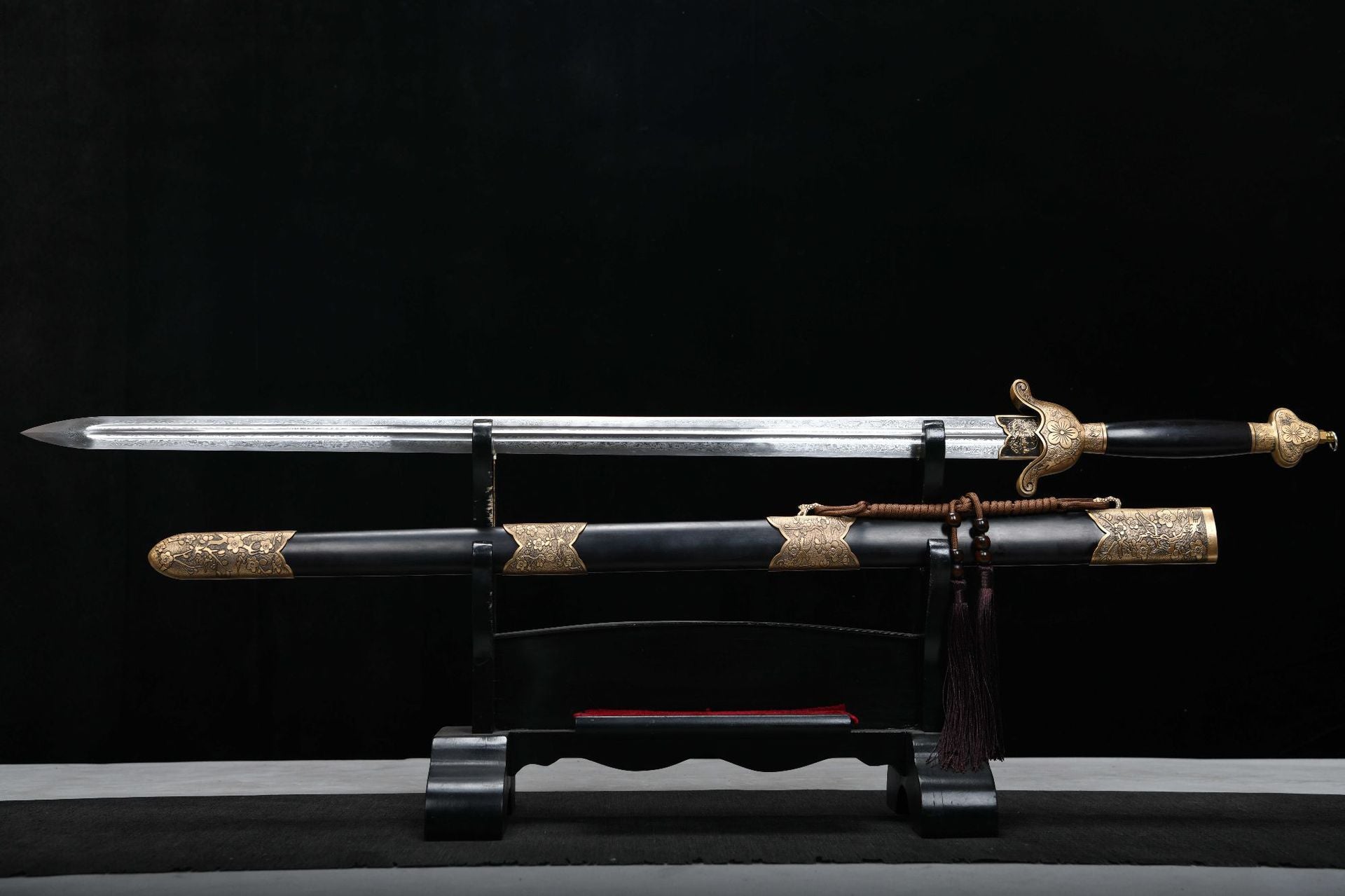 1200 New Handmade Long 28-inch Ebony Patterned Steel Clear Sword - Plum Blossom One-Handed Sword