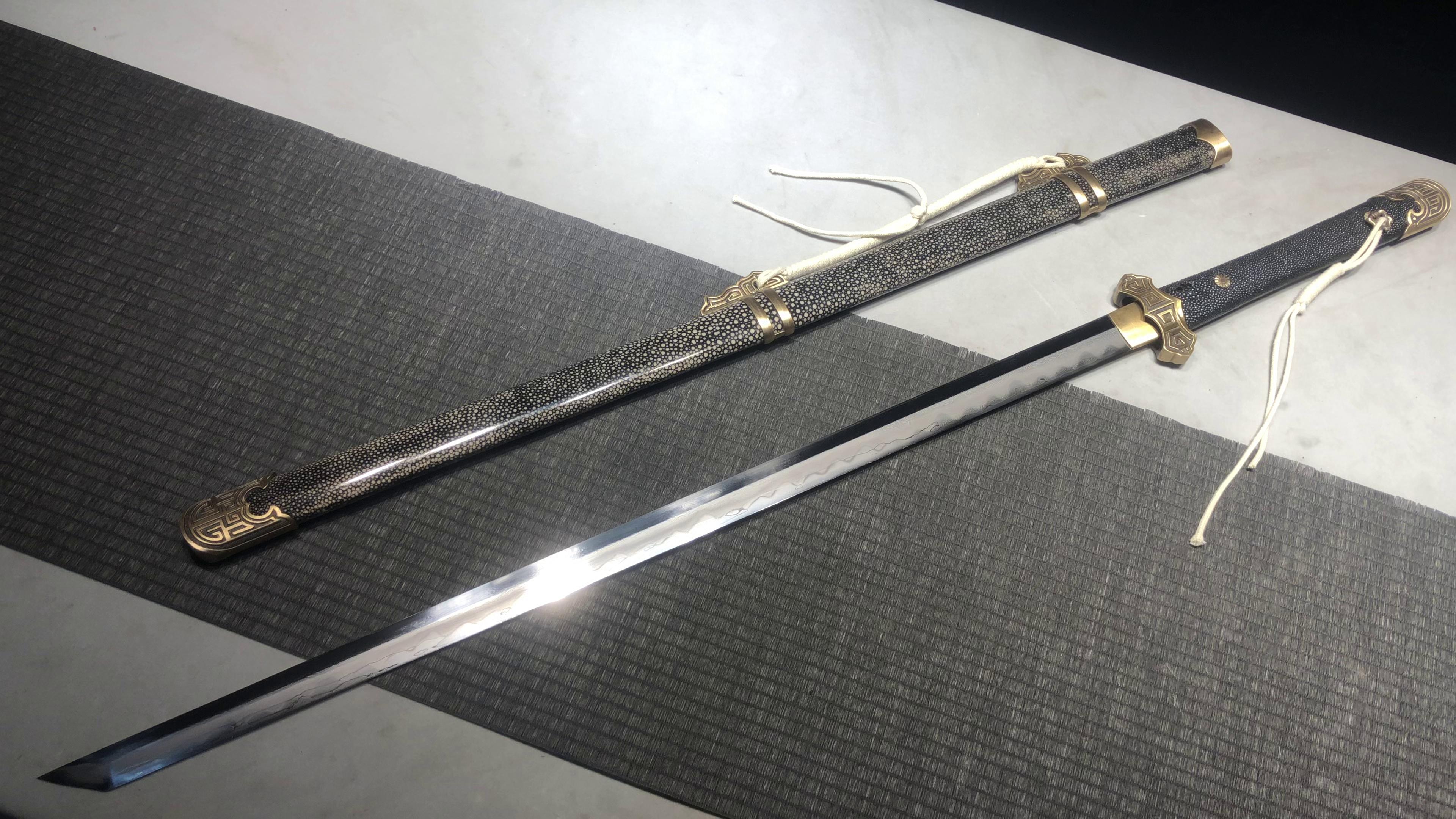 2500 New Handmade Long 26-inch Clip Steel Tang Horizontal Knife - Ruyi Tang Knife (Fish Skin Model)