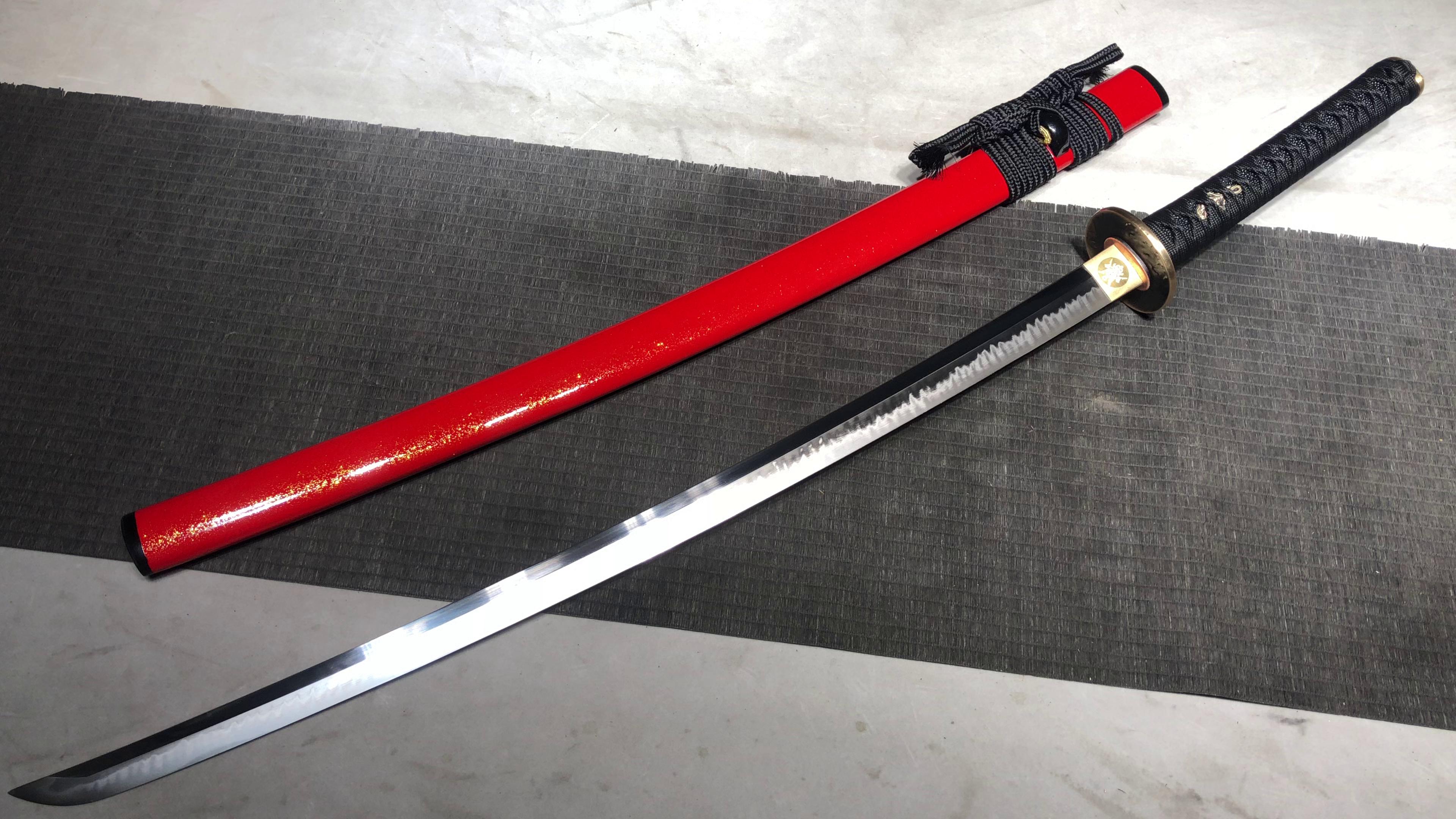 900 New Handmade Long Pure Copper 26-inch T10 Burnt Edge Samurai Sword with Three Colors - Japanese Onigiri Sword
