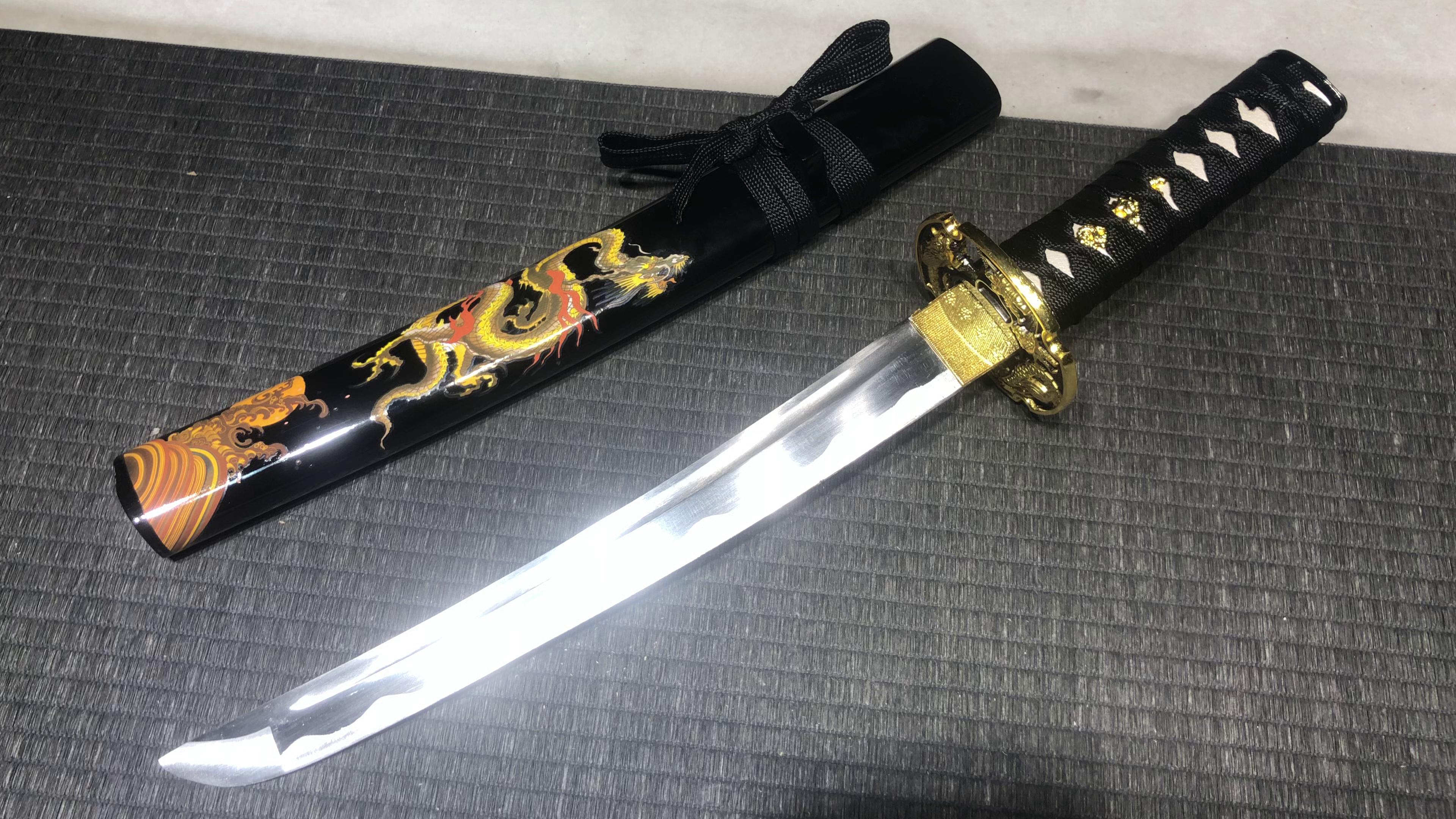 330 New Specials Short 12 inch 1045 Samurai Sword - Golden Sea Dragon Short Sword