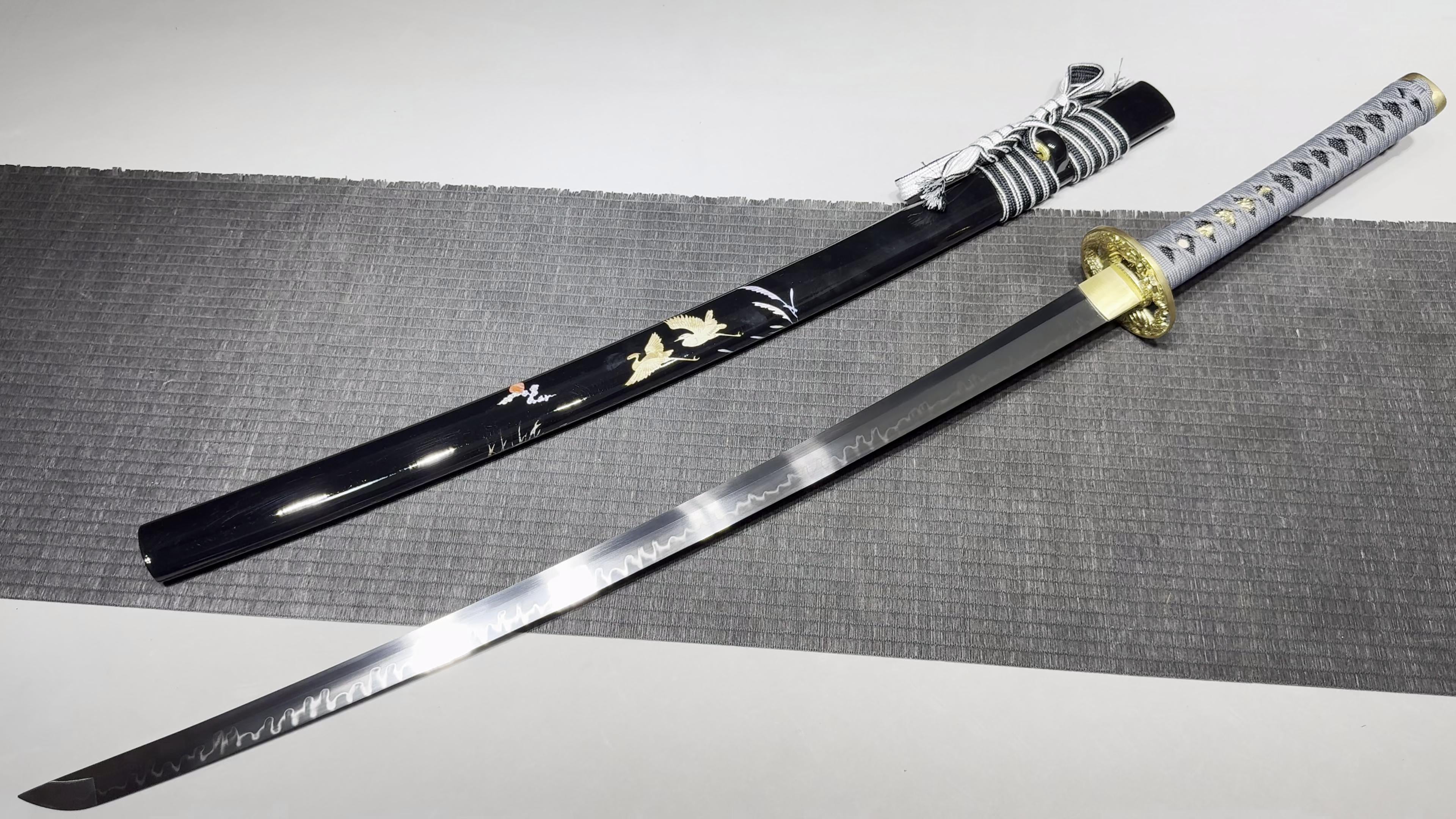 800 New Handmade Long Pure Copper Mounted 26 inch T10 Burnt Edge Samurai Sword - Daikin Dragon Fighting Sword