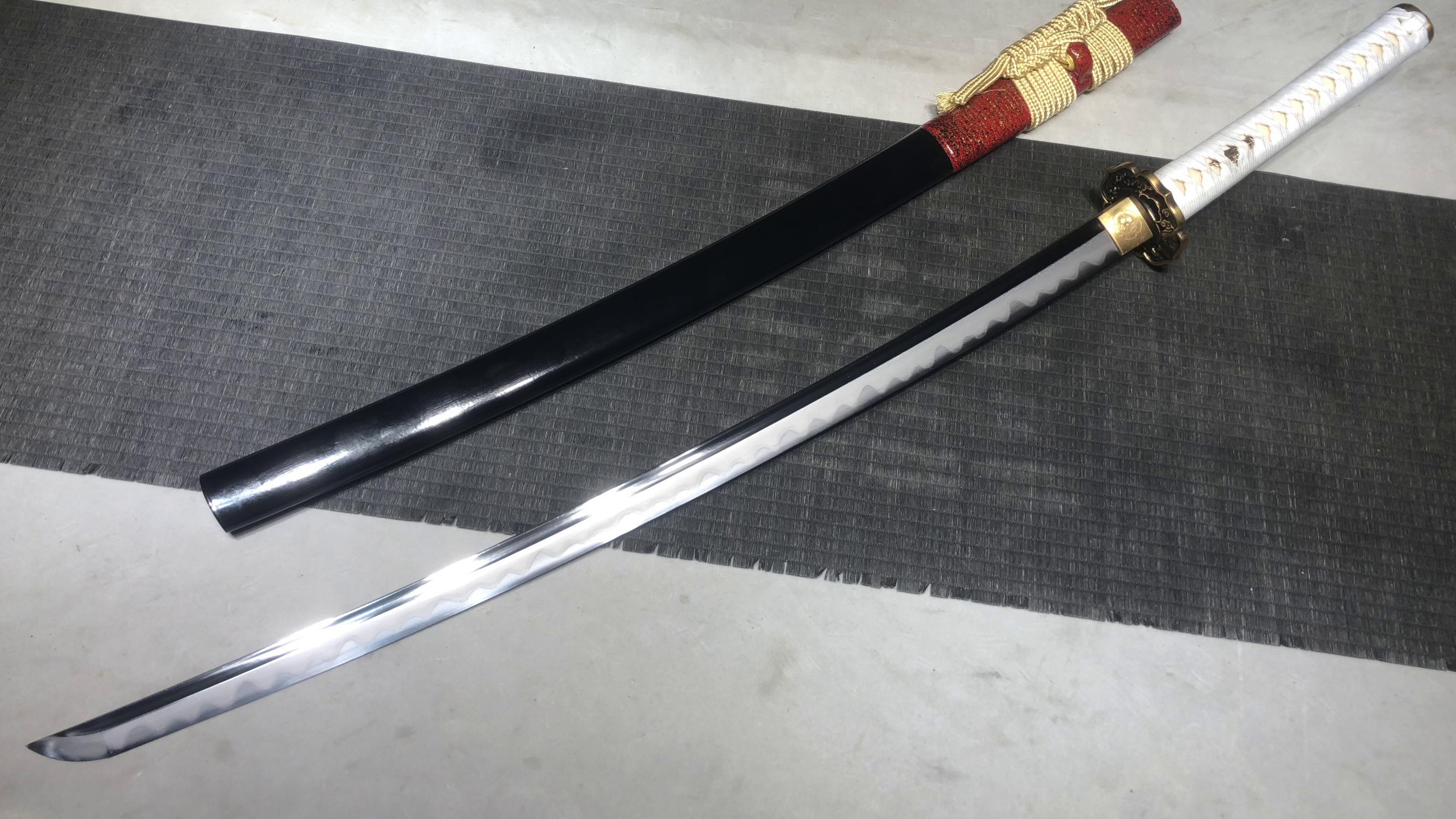 1700 New Handmade Long 26-inch Patterned Steel Burnt Edge Real Sword Hishigami Ken Samurai Sword - Kohai Ryu Taisada