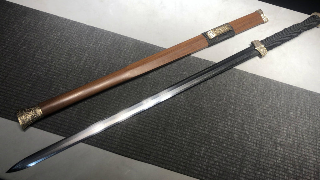 1300 New Handmade Long 28-inch Meteorite Iron Patterned Flower Patterned Steel Burnished Flat Hilt Han Sword--Liu Bang War Sword
