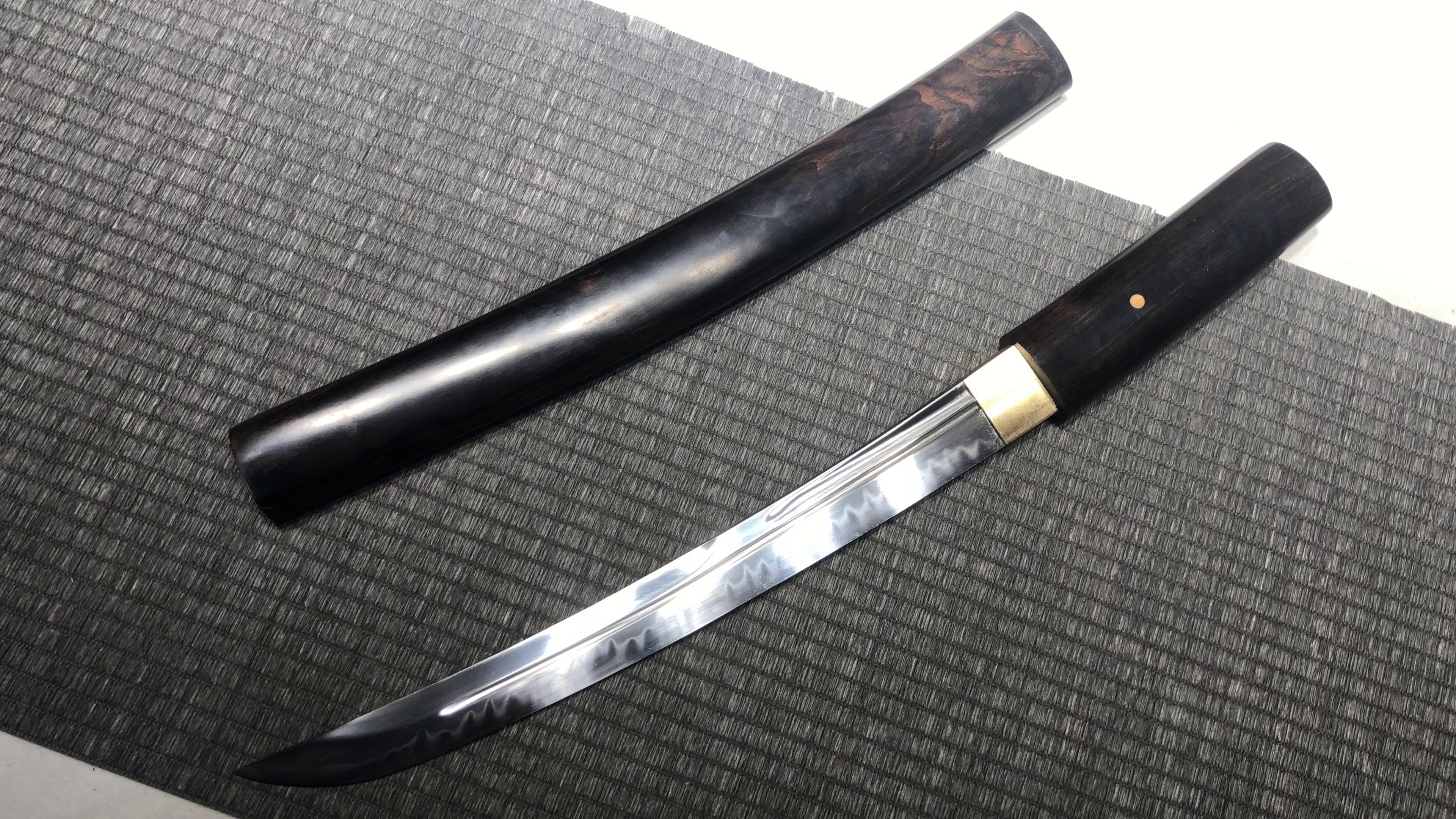 660 New Handmade Short 12-inch Ebony T10 Burnt Edge Iuihe Short Sword Samurai Sword - Black Shadow