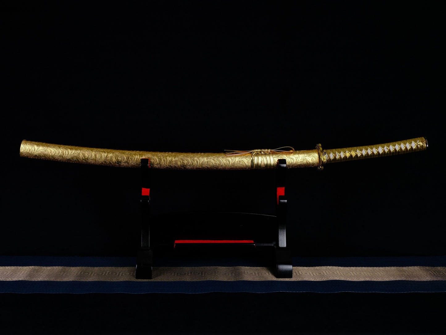 Flowing Gold Dragon Abyss