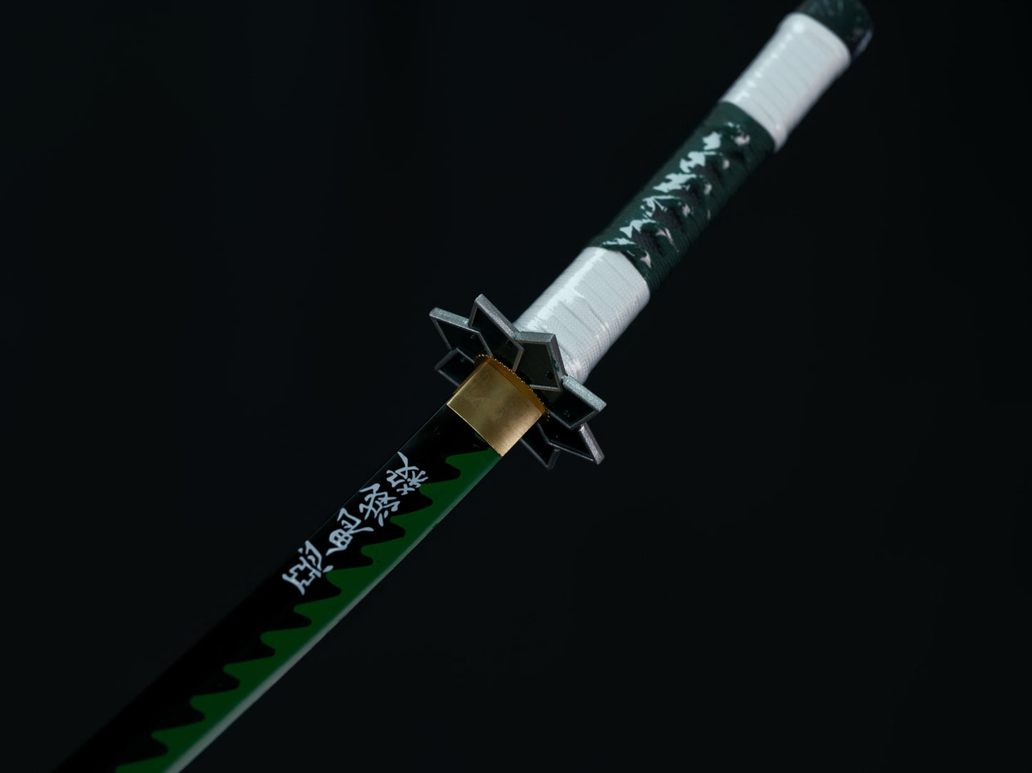Demon Slayer—Shinazugawa Sanemi